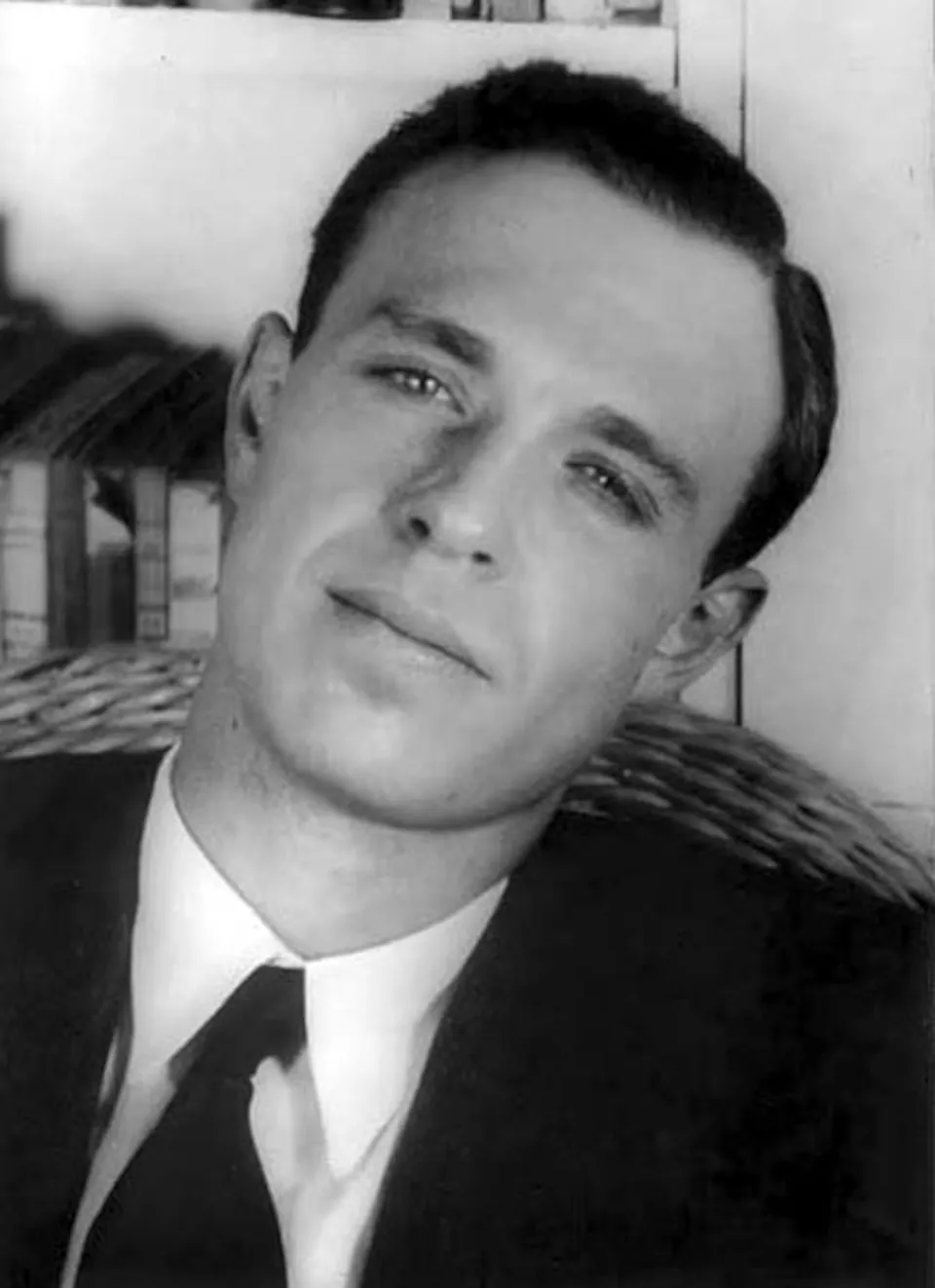 top 10 escritores argentinos, adolfo bioy casares